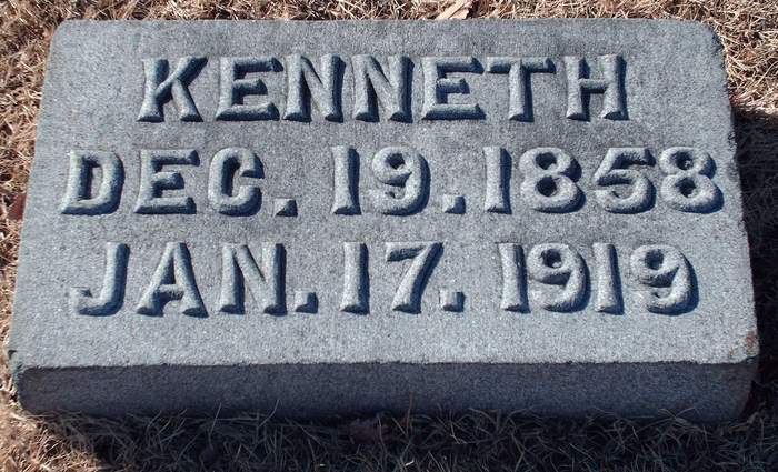 Photo of headstones/Kenneth  McLennan Headstone 1919 Moore Cemetery, Cleveland County, OK, USA